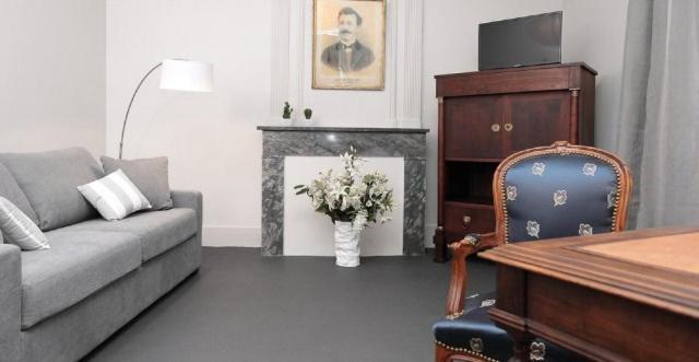 Suites De La Tour Perigueux Centre Room photo